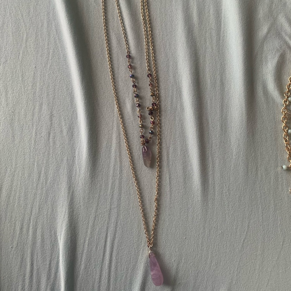 Purple pendant necklace